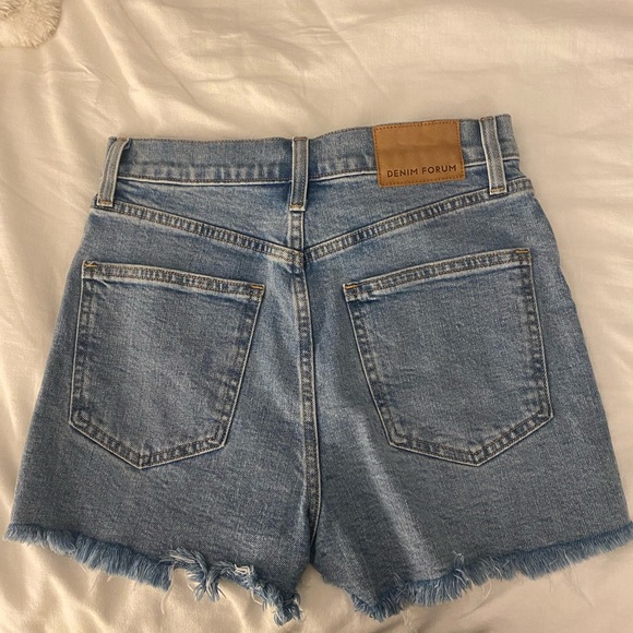 Denim Forum 50s Arlo High Rise shorts - Picture 2 of 3